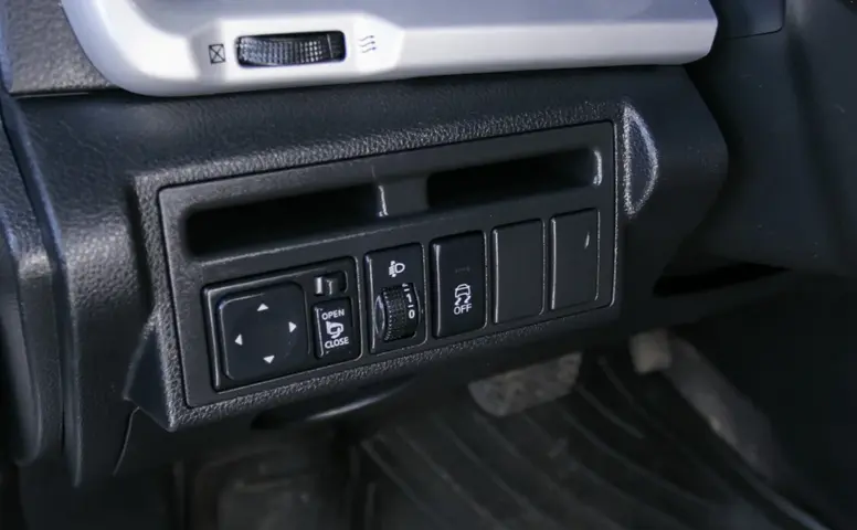 DongFeng AX7