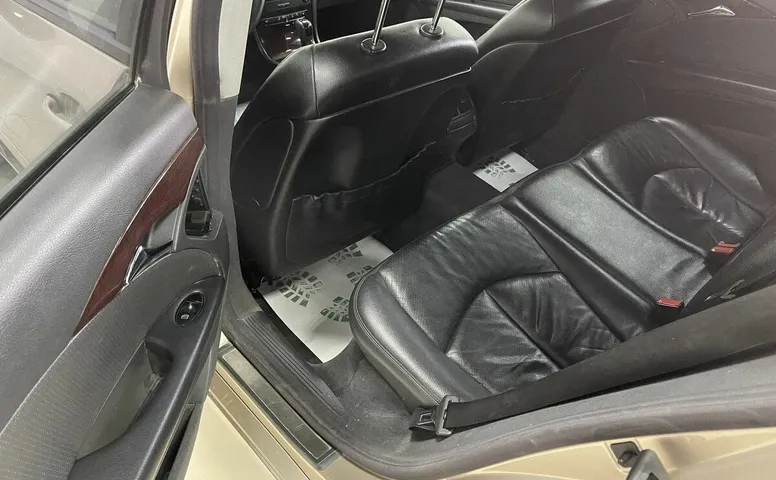 Mercedes-Benz E_KLASSE 200 1.8 AT (163 л.с.)