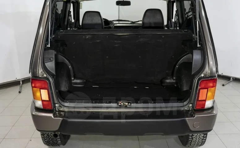 Лада 4x4 Урбан, 1 поколение