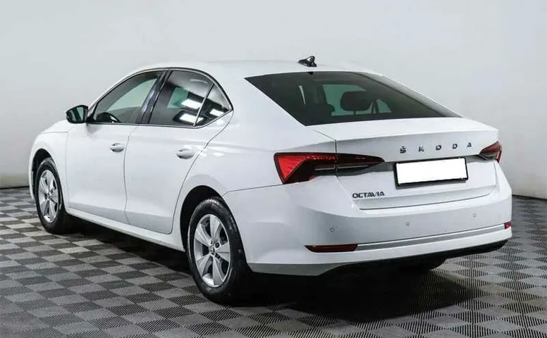 Skoda octavia акпп 2022 с пробегом 47 км