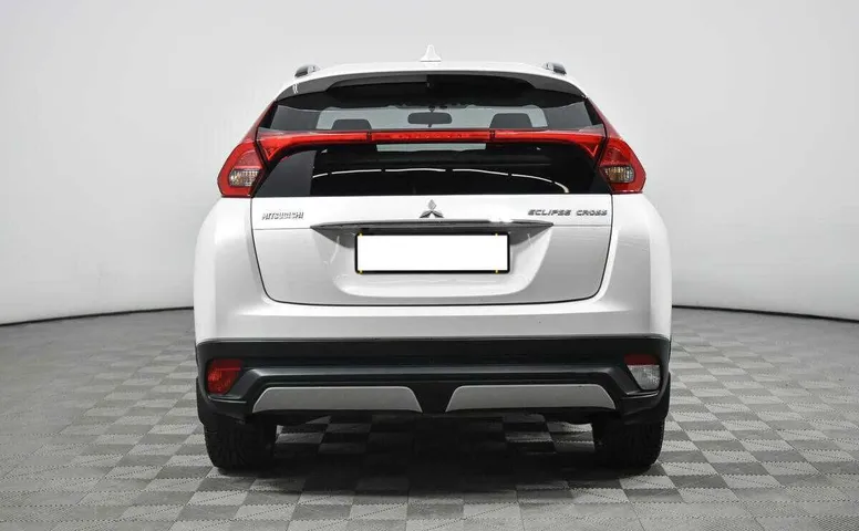 Mitsubishi eclipse cross cvt 2018 с пробегом 61 930 км