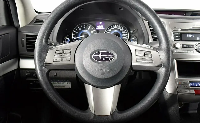 Subaru legacy v
