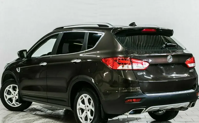 Dongfeng ax7