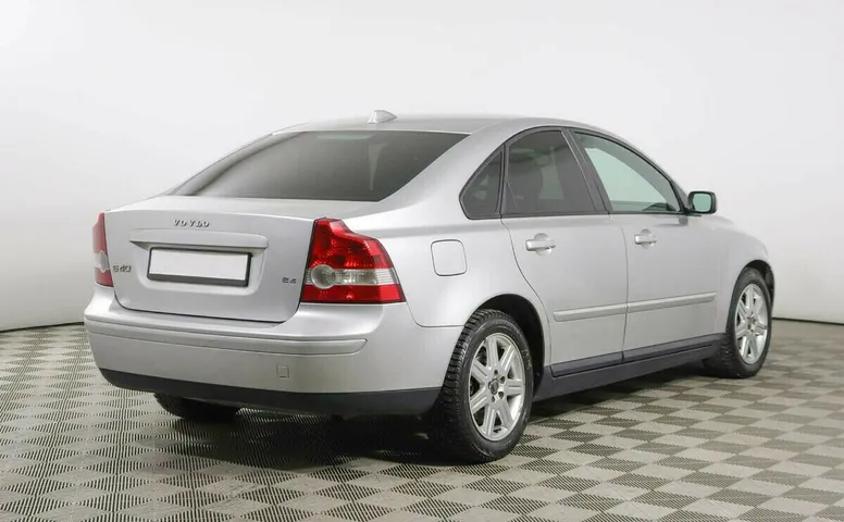 Volvo s40