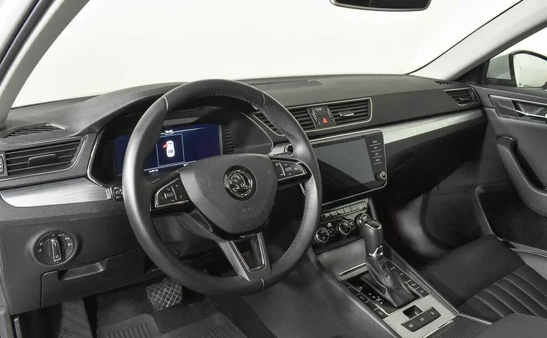 Skoda superb робот 2021 с пробегом 21 922 км