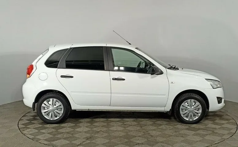 Datsun mi-DO