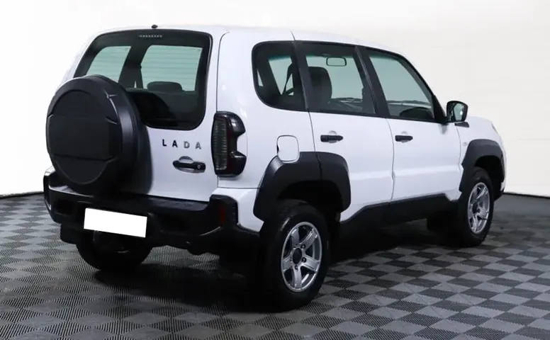 Niva Travel