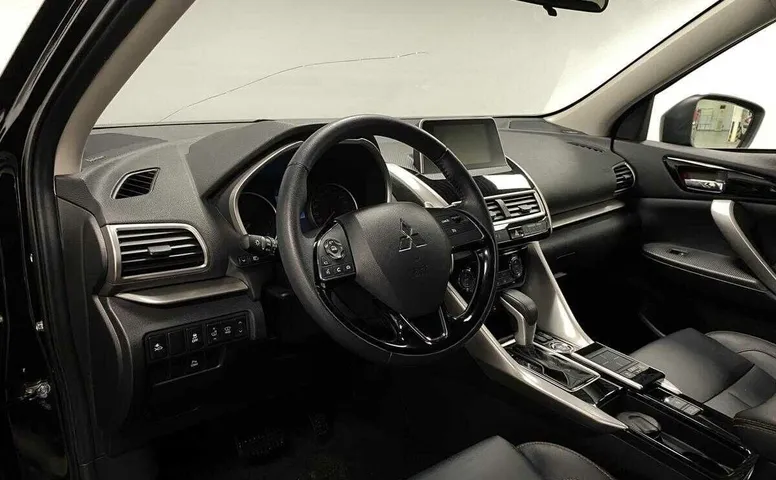 Mitsubishi eclipse cross cvt 2018 с пробегом 51 940 км