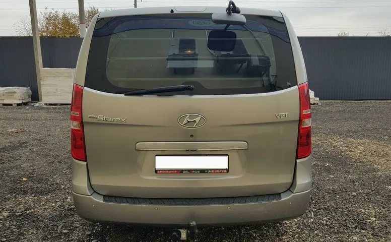 Hyundai Grand Starex I