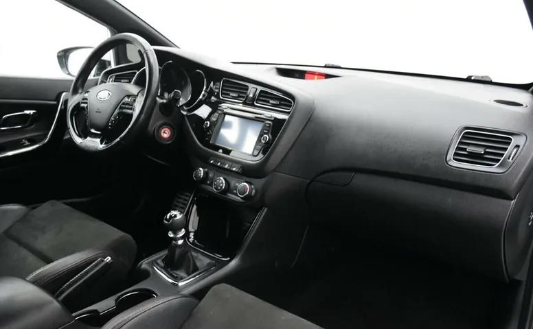 Kia Ceed GT 1.6 МКПП
