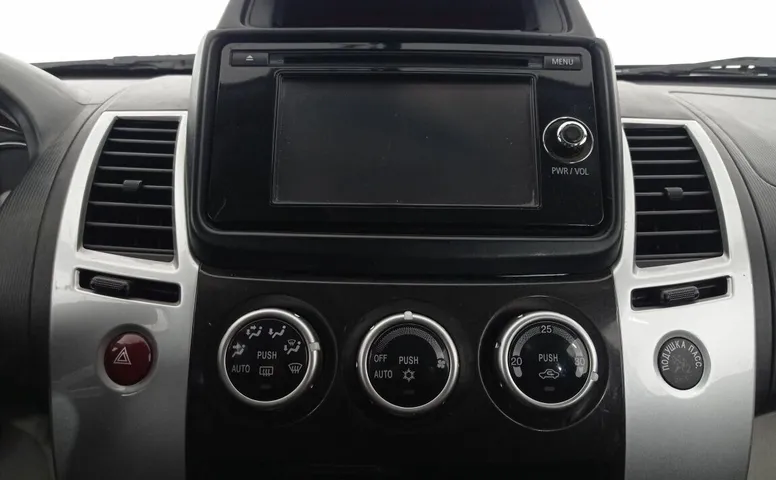 Mitsubishi Pajero Sport