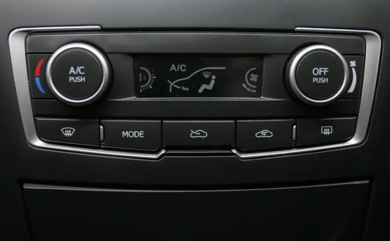DongFeng AX7