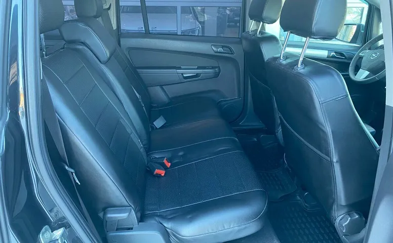 Opel Zafira B Рестайлинг