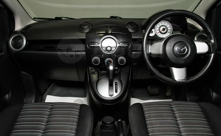 Mazda Demio, 3 поколение