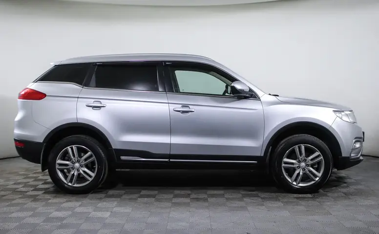 Geely Atlas