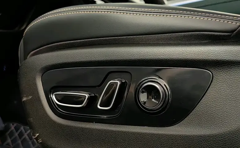 GAC GS8